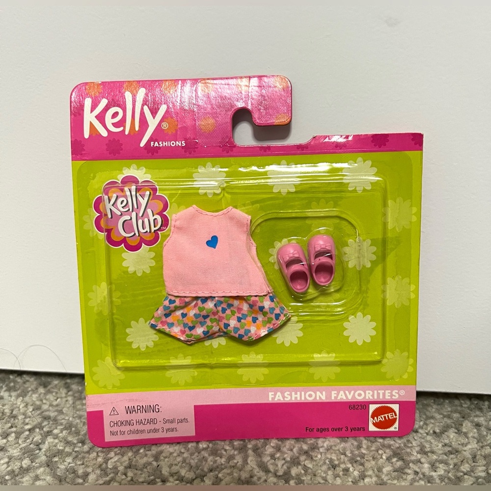 Kelly Club Fashion Favorites